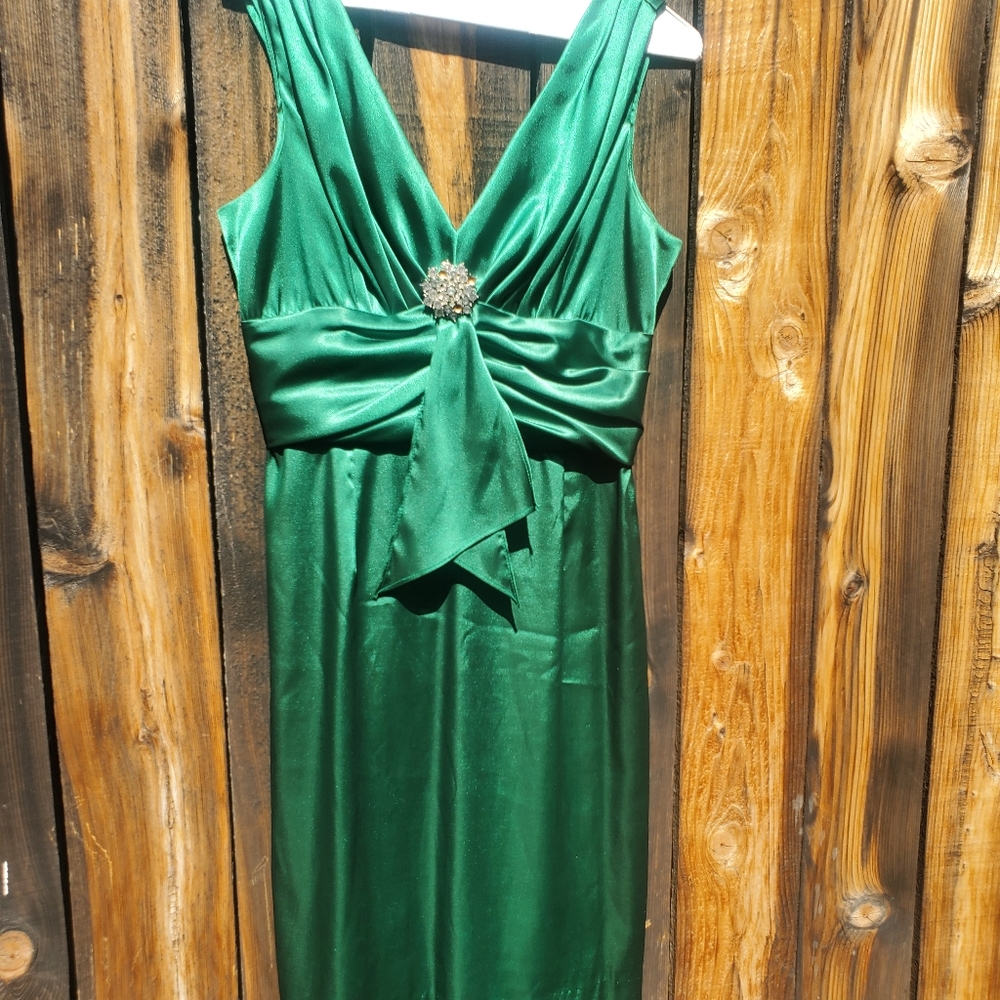 Emerald Green Satin Cocktail Dress